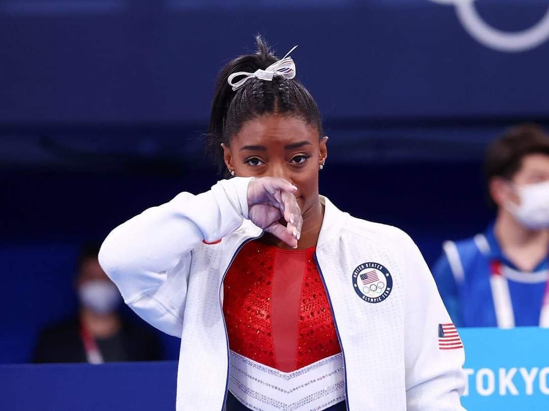 Simone Biles “(Me retiré) por qué no quería hace algo estúpido y