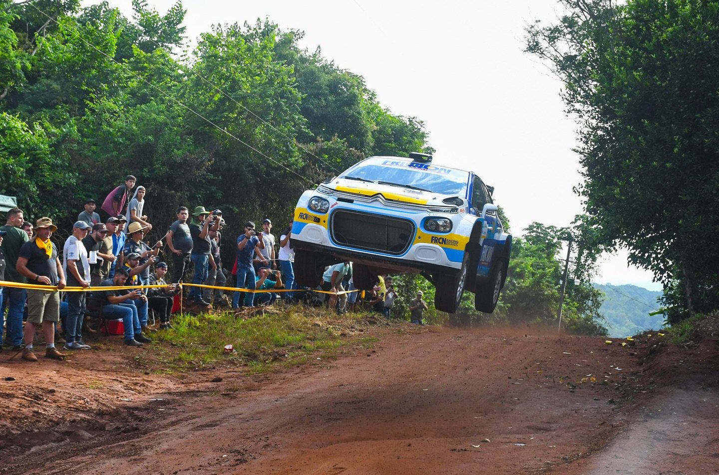 Santa Cruz y Sucre aspiran a organizar el Rally Codasur en 2026 - PODIO.bo